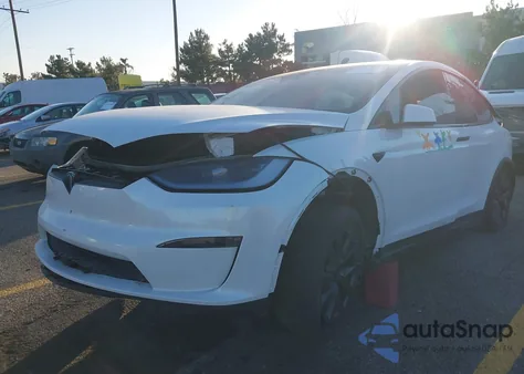 2024 Tesla Model X Long Range z USA, uszkodzony, nr VIN 7SAXCDE56RF435060